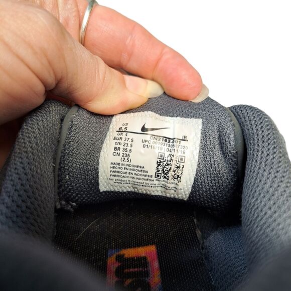 NIKE AIR MAX OKETO ATHLETIC SHOES WOMENS SIZE 6.5 DARK GRAY RAINBOW SWISH SCHOOL - Picture 7 of 11